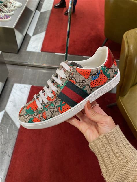 designer shoes gucci|Gucci shoes farfetch.